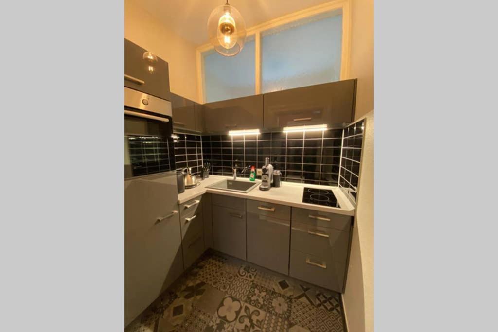 Perfekter Altbaucharme In Zentraler Lage ! Apartment Kiel Exterior photo